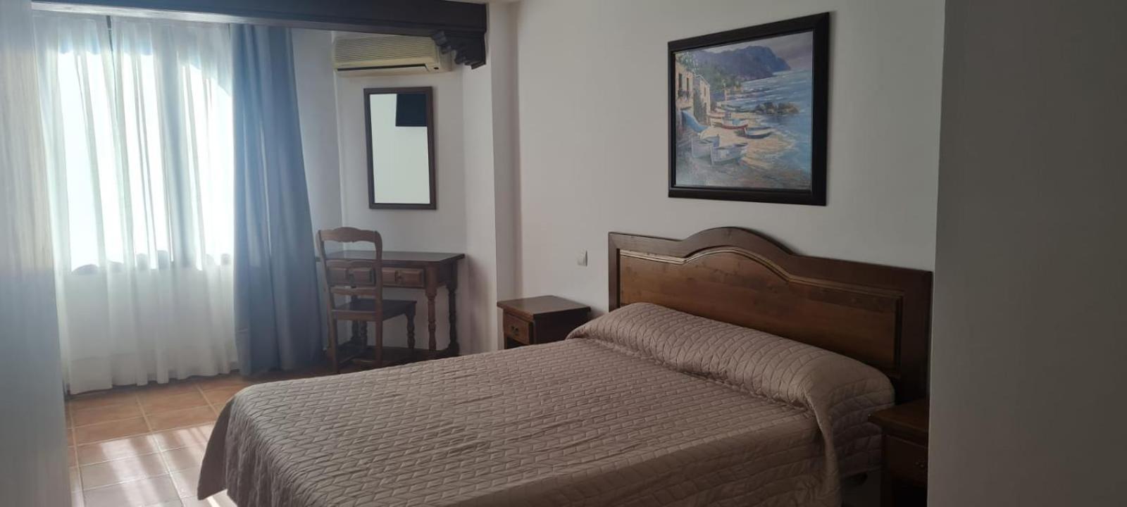Hostal La Roda Villaluenga Buitenkant foto