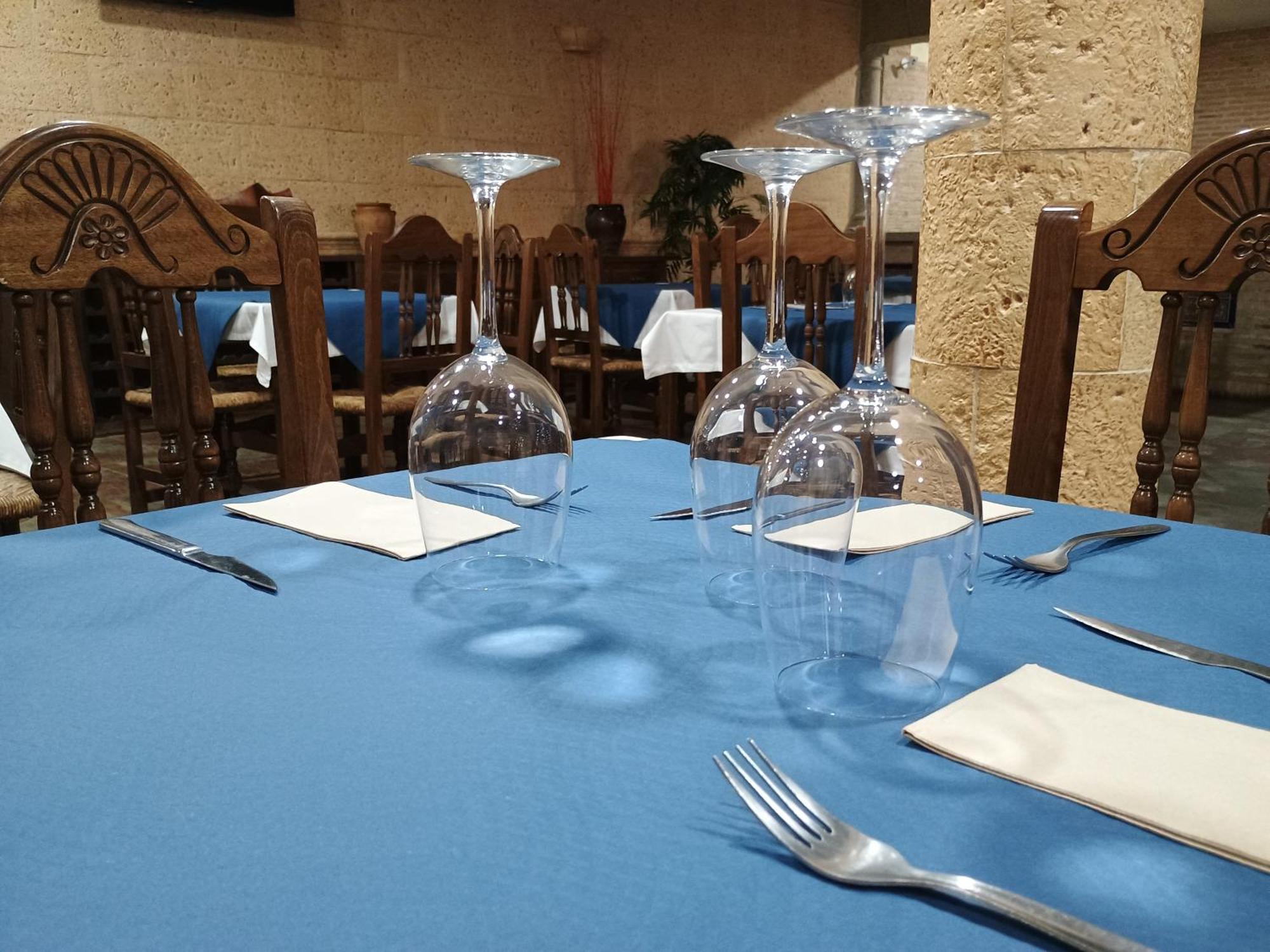Hostal La Roda Villaluenga Buitenkant foto